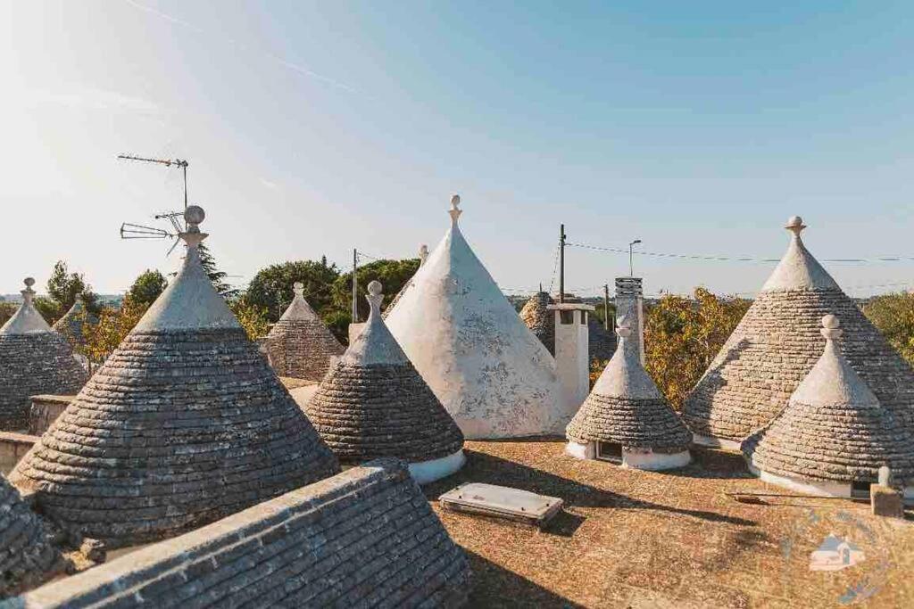 فيلا Trulli Nonna Graziella لوكوروتوندو المظهر الخارجي الصورة